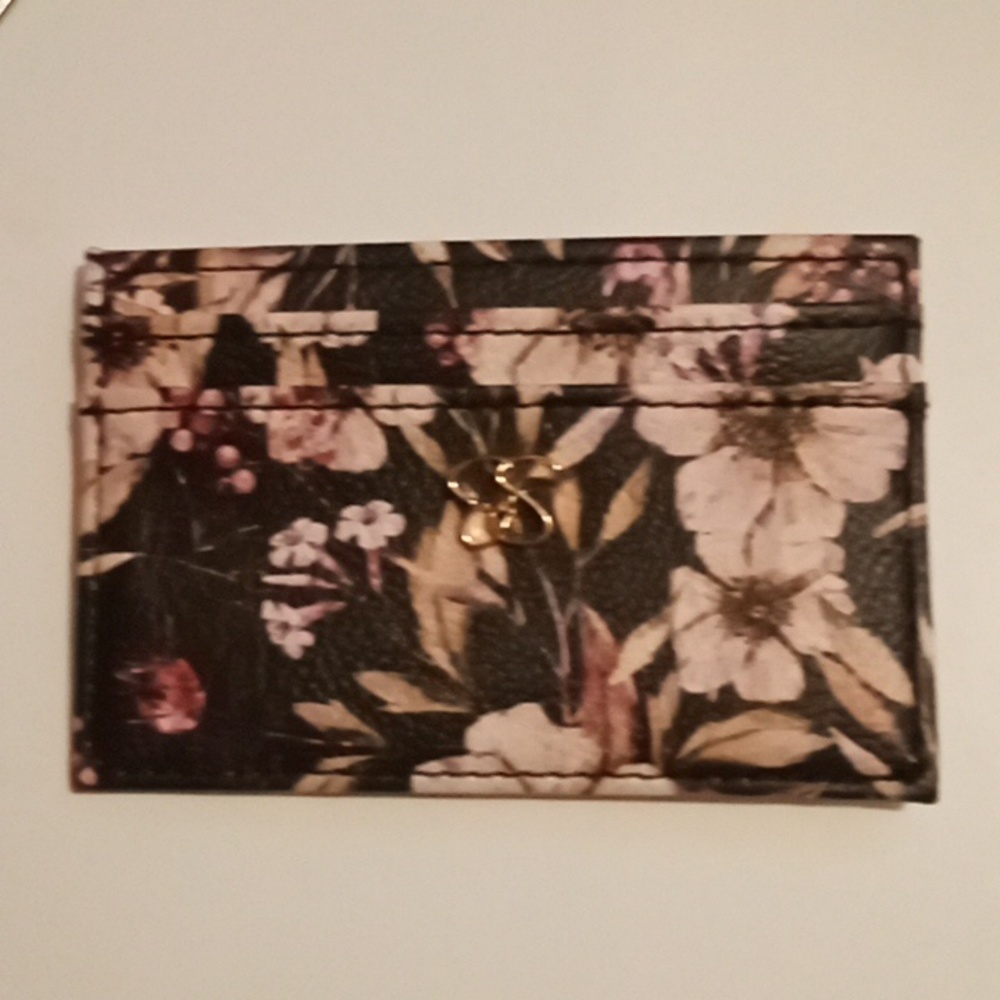 Card holder Jessica Simpson